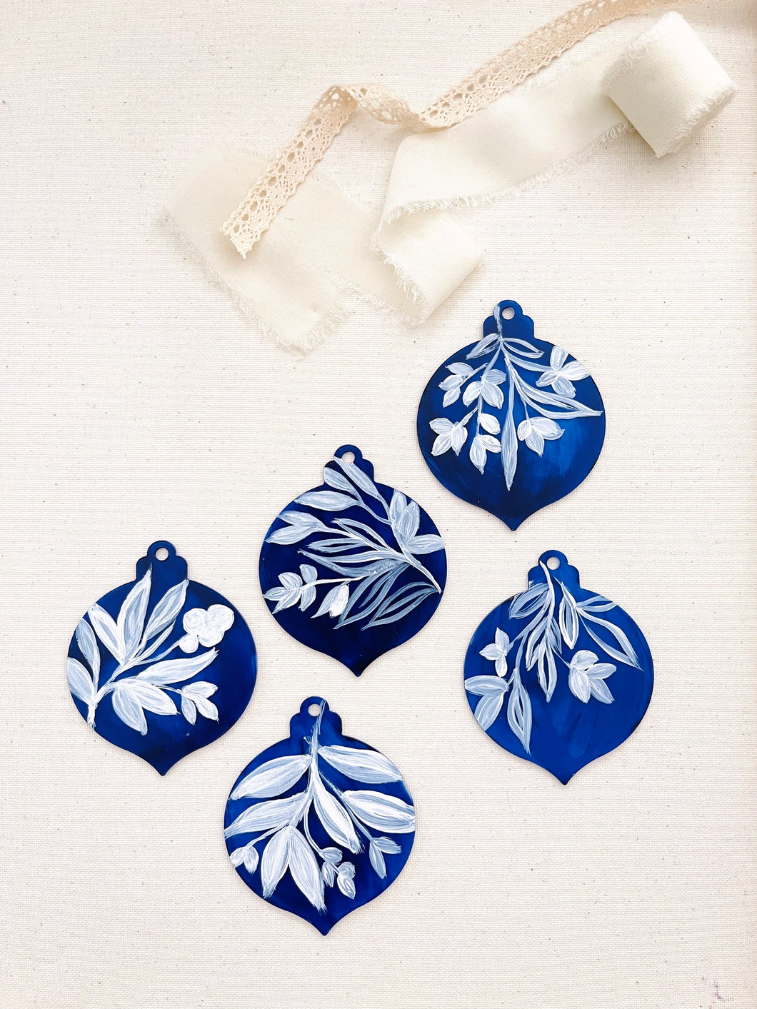 onion ornaments | blue + white set of 5